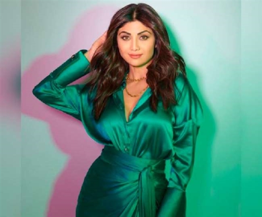 14 year old Shilpa Shetty gets big relief Hollywood actress did KISS during public event