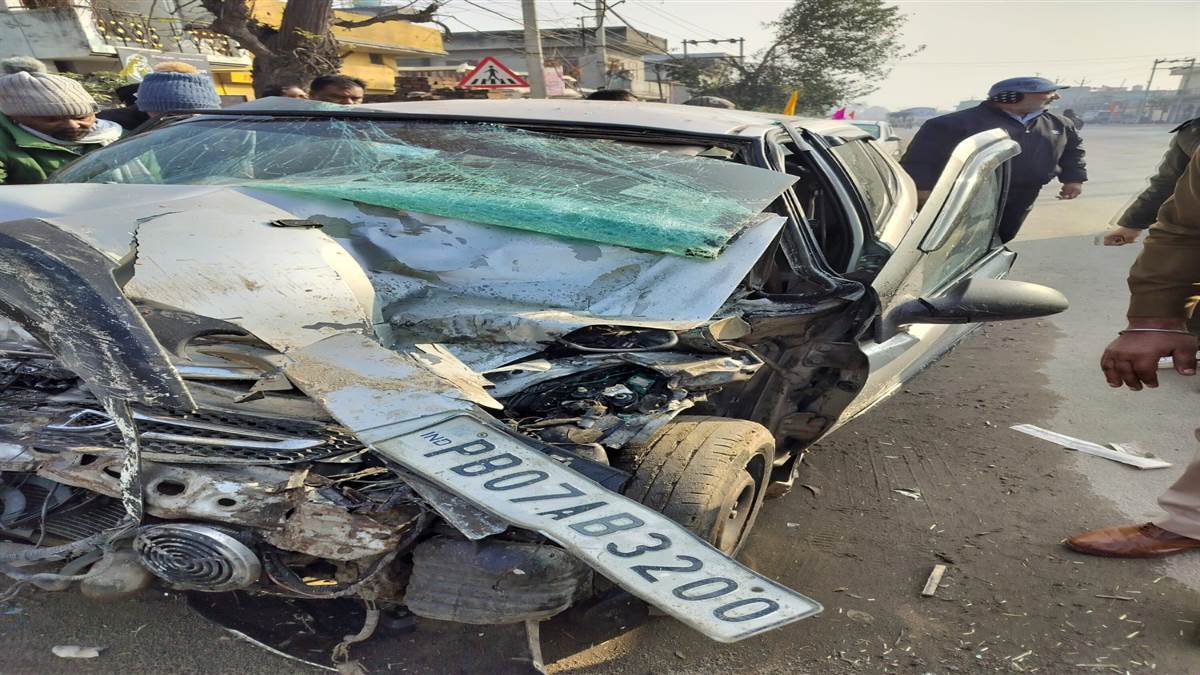 ਕਾਰ ਨੇ ਭੁਆ-ਭਤੀਜੀ ਨੂੰ ਮਾਰੀ ਟੱਕਰ, 13 ਸਾਲਾ ਮਾਸੂਮ ਦੀ ਇਲਾਜ ਦੌਰਾਨ ਮੌਤ