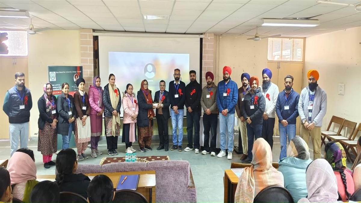 ਗੁਰੂ ਨਾਨਕ ਦੇਵ ਯੂਨੀਵਰਸਿਟੀ ਕਾਲਜ ਚੂੰਘ ’ਚ ਲਗਾਈ ਇਕ ਰੋਜ਼ਾ ਵਰਕਸ਼ਾਪ