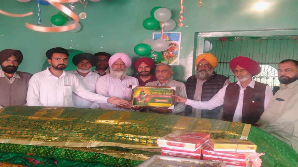 ਰਾਏਸਰ ਪੰਜਾਬ ’ਚ ਰੋਸ਼ਨੀ ਮੇਲਾ ਤੇ ਭੰਡਾਰਾ ਕਰਵਾਇਆ