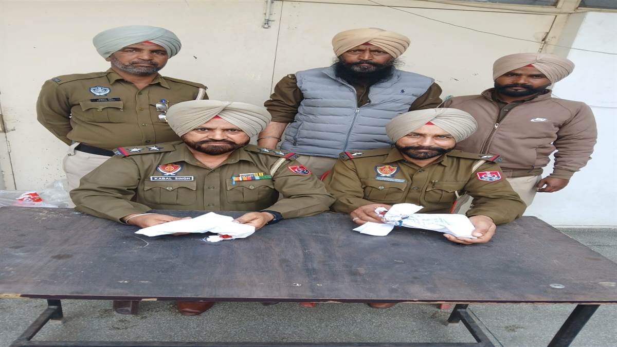 ਭੋਗਪੁਰ ਪੁਲਿਸ ਵੱਲੋਂ ਦੋ ਪਿਸਤੌਲ ਸਮੇਤ ਦੋ ਕਾਬੂ