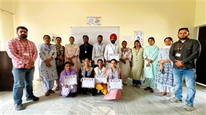 ਬਾਬਾ ਮੋਨੀ ਕਾਲਜ ’ਚ ਨੁੱਕੜ ਨਾਟਕ ਪੇਸ਼