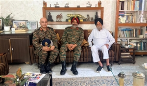 ਡਾ. ਜੋਹਲ ਨੂੰ ਮਿਲੇ ਬ੍ਰਿਗੇਡੀਅਰ ਚੀਮਾ ਤੇ ਕਰਨਲ ਕੋਹਲੀ