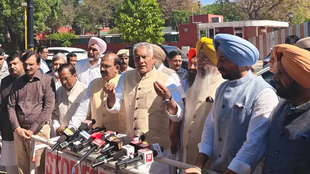 ਰੰਧਾਵਾ ਖੁਦਕੁਸ਼ੀ ਮਾਮਲੇ 'ਚ CBI ਜਾਂਚ ਦੀ ਮੰਗ, ਰਾਜਪਾਲ ਨੂੰ ਮਿਲਿਆ ਭਾਜਪਾ ਦਾ ਵਫ਼ਦ
