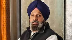 ਮਜੀਠੀਆ ਦਾ CM ਮਾਨ 'ਤੇ ਵੱਡਾ ਹਮਲਾ, ਕਿਹਾ- ਆਪਣੇ ਭ੍ਰਿਸ਼ਟ ਮੰਤਰੀ ਨੂੰ ਬਚਾਉਣ ਲਈ ਮੁੱਖ ਮੰਤਰੀ ਨੇ ਸੀਬੀਆਈ ਜਾਂਚ ਤੋਂ ਇਨਕਾਰ ਕੀਤਾ