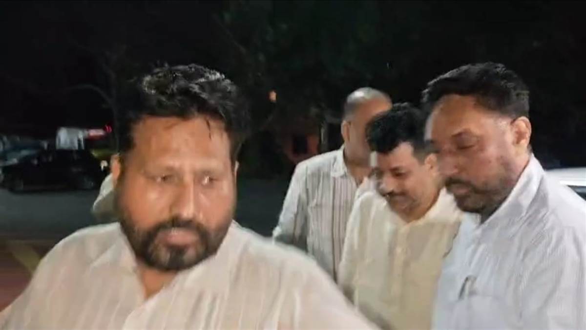 Jalandhar News : ਗ੍ਰਿਫ਼ਤਾਰ ਵਿਧਾਇਕ ਰਮਨ ਅਰੋੜਾ ਦੀ ਪੁੱਛਗਿੱਛ ਦੌਰਾਨ ਵਿਗੜੀ ਤਬੀਅਤ, ਹਸਪਤਾਲ ਲਿਆਂਦਾ