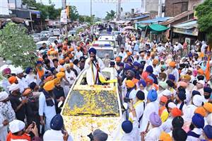 ਬਾਬਾ ਬੁੱਢਾ ਸਾਹਿਬ ਤੋਂ ਖਾਲਸਾਈ ਜਾਹੋ ਜਲਾਲ ਨਾਲ ਰਵਾਨਾ ਹੋਇਆ ਮੀਰੀ ਪੀਰੀ ਖ਼ਾਲਸਾ ਮਾਰਚ