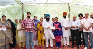 ਆਂਗਨਵਾੜੀ ਵਰਕਰਾਂ ਤੇ ਹੈਲਪਰਾਂ ਨੂੰ ਵਿਧਾਇਕ ਨੇ ਸੌਂਪੇ ਨਿਯੁਕਤੀ ਪੱਤਰ