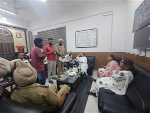 ਜ਼ਿਲ੍ਹਾ ਤੇ ਸੈਸ਼ਨ ਜੱਜ ਵੱਲੋਂ ਜ਼ਿਲ੍ਹਾ ਜੇਲ੍ਹ ਦਾ ਦੌਰਾ, ਕੈਦੀਆਂ ਦੀਆਂ ਸੁਣੀਆਂ ਮੁਸ਼ਕਲਾਂ