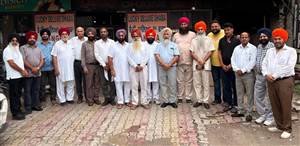 ਲਾਇਨਜ਼ ਕਲੱਬ ਵਲੋਂ ਪੀਡੀਜੀ ਤੇ ਪਾਲ ਸਿੰਘ ਬੰਗਾ ਦਾ ਸਨਮਾਨ