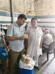ਸਿਹਤ ਵਿਭਾਗ ਵੱਲੋਂ ਹਲਵਾਈ ਦੀ ਦੁਕਾਨ ਉੱਤੇ ਛਾਪਾਮਾਰੀ
