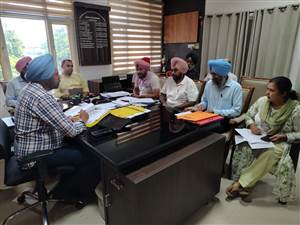 ਏ਼ਡੀਸੀ ਵੱਲੋਂ ਸਵੱਛ ਭਾਰਤ ਮਿਸ਼ਨ ਤਹਿਤ ਚੱਲ ਰਹੇ ਵਿਕਾਸ ਕਾਰਜ ਜਲਦ ਮੁਕੰਮਲ ਕਰਨ ਦੇ ਨਿਰਦੇਸ਼