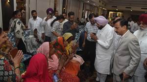 ਭਾਜਪਾ ਪ੍ਰਧਾਨ ਢਿੱਲੋਂ ਦੀ ਹਾਜ਼ਰੀ ’ਚ ਨਸ਼ਾ ਪੀੜਤ ਪਰਿਵਾਰਾਂ ਨੇ ਸੁਣਾਈ ਹੱਡਬੀਤੀ