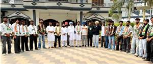 ਵੱਖ-ਵੱਖ ਸਿਆਸੀ ਪਾਰਟੀਆਂ ਛੱਡ ਕੇ ਨੌਜਵਾਨ ਕਾਂਗਰਸ ’ਚ ਸ਼ਾਮਲ ਹੋਏ