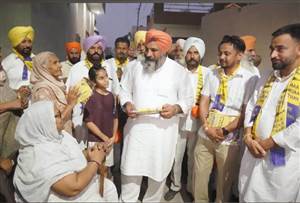 ਕਮਲਜੀਤ ਵਸ਼ਿਸ਼ਟ ਦੀ ਅਗਵਾਈ ਹੇਠ ਡੋਰ-ਟੂ-ਡੋਰ ਮੁਹਿੰਮ ਦਾ ਆਗਾਜ਼