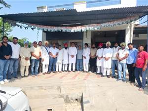ਕਾਂਗਰਸੀ ਵਰਕਰ ਲੋਕਾਂ ਦੀਆਂ ਸਮੱਸਿਆਵਾਂ ਦੇ ਹੱਲ ਲਈ ਸਰਗਰਮ ਹੋਣ: ਧਾਲੀਵਾਲ