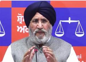 ਅਕਾਲੀ ਦਲ ਦੀ ਚੋਣ ਮਨੋਰਥ ਕਮੇਟੀ ਨੇ ਪਾਰਟੀ ਦੇ ਵੱਖ-ਵੱਖ ਵਿੰਗਾਂ ਦੇ ਆਗੂਆਂ ਤੋਂ ਲਏ ਸੁਝਾਅ, ਪਾਰਟੀ ਚੋਣ ਮਨੋਰਥ ਪੱਤਰ ਨੂੰ ਕਾਨੂੰਨੀ ਦਸਤਾਵੇਜ਼ ਬਣਾਏਗੀ : ਡਾ. ਚੀਮਾ