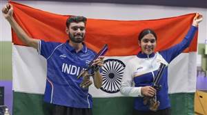 Asian Games 2026 'ਚ ਭਾਰਤ ਦਾ 'ਗੋਲਡਨ' ਨਿਸ਼ਾਨਾ: ਸੁਰੁਚੀ ਸਿੰਘ ਤੇ ਕਮਲਜੀਤ ਨੇ ਸ਼ੂਟਿੰਗ 'ਚ ਦੇਸ਼ ਦਾ ਨਾਂ ਕੀਤਾ ਰੋਸ਼ਨ, ਜਿੱਤਿਆ ਸੋਨੇ ਦਾ ਤਮਗਾ