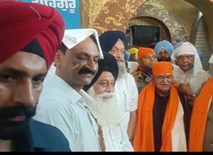 ਸ੍ਰੀ ਸਿੱਧ ਬਾਬਾ ਸੋਢਲ ਮੰਦਰ 'ਚ ਨਤਮਸਤਕ ਹੋਏ ਪੰਜਾਬ ਦੇ ਰਾਜਪਾਲ ਗੁਲਾਬਚੰਦ ਕਟਾਰੀਆ