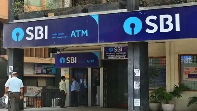 ਇਸ ਬੈਂਕ ਨੇ ਗਾਹਕਾਂ ਨੂੰ ਦਿੱਤਾ ਤੋਹਫ਼ਾ, ATM ਤੋਂ ਪੈਸੇ ਕਢਵਾਉਣ ’ਤੇ ਨਹੀਂ ਦੇਣਾ ਪਵੇਗਾ ਚਾਰਜ; ਮੁਫ਼ਤ ਸੇਵਾ ਦਾ ਐਲਾਨ