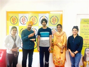 ਆਕਸਫੋਰਡ ਸੁਧਾਰ ਦੇ ਗੁਰਕੀਰਤ ਨੇ ਹਾਸਲ ਕੀਤੇ 9 ਬੈਂਡ