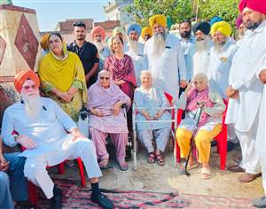 ਜਗਜੀਤ ਸਿੰਘ ਯਾਦਗਾਰੀ ਧਰਮਸ਼ਾਲਾ ਦਾ ਨੀਂਹ ਪੱਥਰ ਰੱਖਿਆ