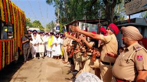 ਇਕੋਤਰੀ ਸਮਾਗਮ ਮੌਕੇ ਸਜਾਏ ਨਗਰ ਕੀਰਤਨ ’ਚ ਹਜ਼ਾਰਾਂ ਸ਼ਰਧਾਲੂਆਂ ਨੇ ਕੀਤੀ ਸ਼ਿਰਕਤ