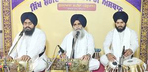 ਗੁਰਮਤਿ ਸਮਾਗਮ ’ਚ ਸੰਗਤ ਨੇ ਕੀਰਤਨ ਦਾ ਮਾਣਿਆ ਆਨੰਦ