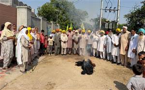 ਬੀਕੇਯੂ ਏਕਤਾ (ਉਗਰਾਹਾਂ) ਨੇ ਸੀਐੱਮ ਤੇ ਨਸ਼ਾ-ਤਸਕਰ ਗੱਠਜੋੜ ਦੇ ਫੂਕੇ ਪੁਤਲੇ