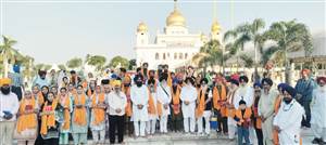 49 ਪਾਕਿ ਸ਼ਰਧਾਲੂਆਂ ਦੇ ਜਥੇ ਨੇ ਗੁਰਦੁਆਰਾ ਫਤਹਿਗੜ੍ਹ ਸਾਹਿਬ ਵਿਖੇ ਟੇਕਿਆ ਮੱਥਾ