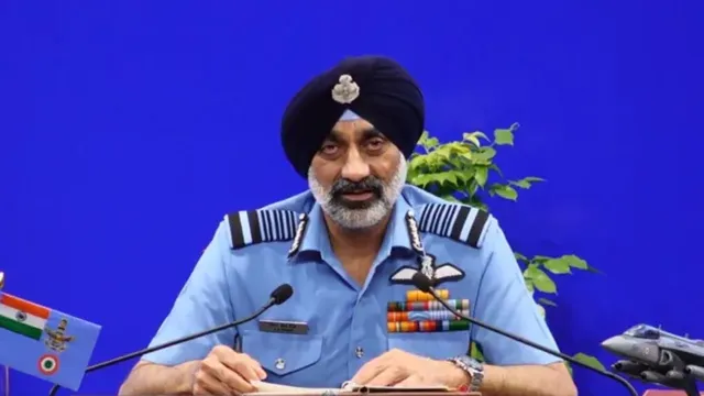 ‘ਭਾਰਤ ਦੀ ਪਹੁੰਚ ਤੋਂ ਦੂਰ ਨਹੀਂ ਦੁਸ਼ਮਣ ਦਾ ਕੋਈ ਵੀ ਟਿਕਾਣਾ’, ਹਵਾਈ ਸੈਨਾ ਮੁਖੀ ਨੇ ਪਾਕਿਸਤਾਨ ਨੂੰ ਦਿੱਤੀ ਚਿਤਾਵਨੀ