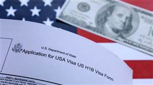 H-1B ਵੀਜ਼ਾ ’ਤੇ ਵਧ ਸਕਦੀਆਂ ਭਾਰਤੀਆਂ ਦੀਆਂ ਮੁਸ਼ਕਲਾਂ, ਟਰੰਪ ਪ੍ਰਸ਼ਾਸਨ ਵੱਲੋਂ ਪਤੇ ਦੀਆਂ ਗਲਤੀਆਂ ਤੇ ਇਮੀਗ੍ਰੇਸ਼ਨ ਰਿਕਾਰਡਾਂ ਦੀ AI ਜਾਂਚ ਦੀ ਤਿਆਰੀ