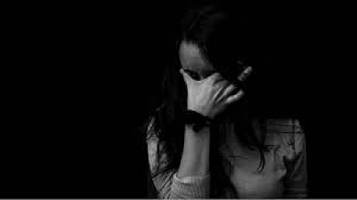 ਪ੍ਰਿੰਸੀਪਲ ਤੋਂ ਤੰਗ ਆ ਕੇ 9ਵੀਂ ਜਮਾਤ ਵਿਦਿਆਰਥਣ ਨੇ ਸਕੂਲ 'ਚ ਚੁੱਕਿਆ ਖ਼ੌਫਨਾਕ ਕਦਮ, ਸੁਸਾਈਡ ਨੋਟ 'ਚ ਲਿਖੀ ਸਾਰੀ ਗੱਲਬਾਤ!