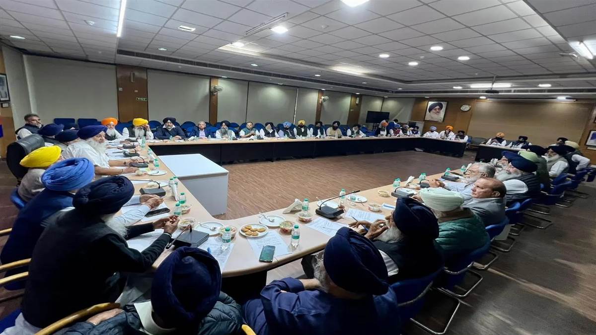 ਕੋਰ ਕਮੇਟੀ ਦੀ ਕੇਂਦਰ ਤੇ ਸੂਬਾ ਸਰਕਾਰ ਨੂੰ ਚਿਤਾਵਨੀ, ਕਿਹਾ- ਸਿੱਖਾਂ ਦੇ ਧਾਰਮਿਕ ਮਾਮਲਿਆਂ ’ਚ ਨਾ ਦਿੱਤੀ ਜਾਵੇ ਦਖ਼ਲ