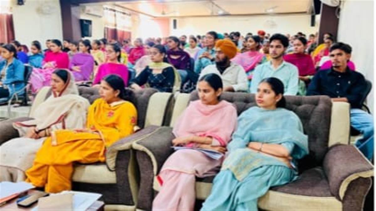 ਮਾਈ ਭਾਗੋ ਸੰਸਥਾ ’ਚ ਐੱਨਐੱਸਐੱਸ ਕੈਂਪ ਮੌਕੇ ਸੈਮੀਨਾਰ ਕਰਵਾਇਆ