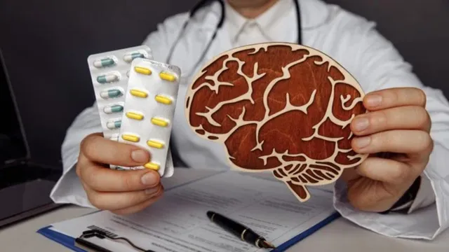 ਦਿਮਾਗ ਨੂੰ ਸਮੇਂ ਤੋਂ ਪਹਿਲਾਂ ਬੁੱਢਾ ਕਰ ਰਹੀਆਂ ਹਨ ਤੁਹਾਡੀਆਂ ਇਹ 7 ਆਦਤਾਂ? ਮਾਹਿਰਾਂ ਨੇ ਦਿੱਤੀ ਚਿਤਾਵਨੀ, ਸਟ੍ਰੋਕ ਦਾ ਵੱਧ ਸਕਦੈ ਖ਼ਤਰਾ