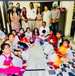 ਦੁਰਗਾ ਅਸ਼ਟਮੀ ਮੌਕੇ ਕੰਜਕ ਪੂਜਨ ਕਰਵਾਇਆ