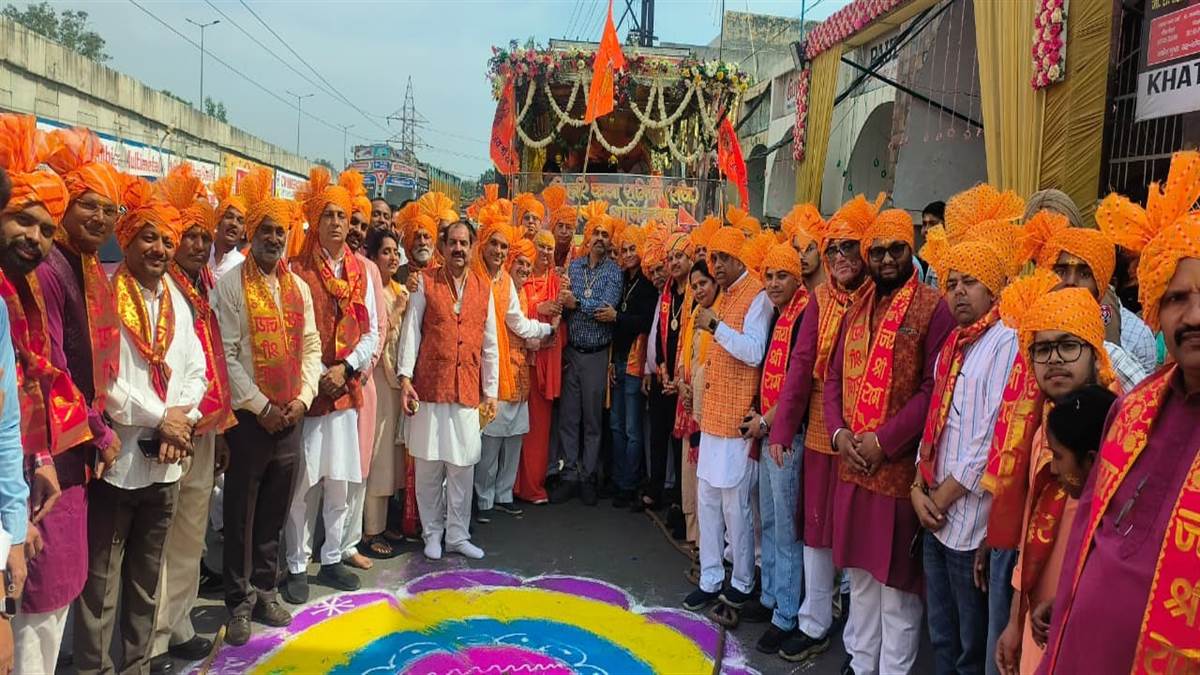 ਮੰਡੀ ਗੋਬਿੰਦਗੜ੍ਹ ’ਚ ਧੂਮਧਾਮ ਨਾਲ ਸਜਾਈ ਸ਼੍ਰੀ ਰਾਮ ਨੌਮੀ ਦੀ ਸ਼ੋਭਾ ਯਾਤਰਾ