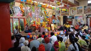 ਭਾਗਵਤ ਕਥਾ ਦੇ ਚੌਥੇ ਦਿਨ ਮਨਾਇਆ ਭਗਵਾਨ ਕ੍ਰਿਸ਼ਨ ਜਨਮ ਉਤਸਵ
