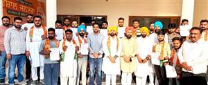 ਭਾਜਪਾ ਨੇ ਯੂਥ ਵਿੰਗ ਦੇ ਅਹੁਦੇਦਾਰ ਐਲਾਨੇ, ਮਲੂਕਾ ਅਤੇ ਜੱਸਾ ਨੇ ਸੋਂਪੇ ਨਿਯੁਕਤੀ ਪੱਤਰ