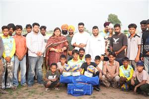 ਵਿਧਾਇਕ ਨੀਨਾ ਮਿੱਤਲ ਨੇ ਪੇਂਡੂ ਖੇਡ ਮੈਦਾਨ ਲੋਕ ਅਰਪਣ ਕੀਤੇ