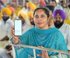 ਹਰੇਕ ਰਜਿਸਟ੍ਰੇਸ਼ਨ ’ਤੇ ਸਤਿਕਾਰ ਸਖੀਆਂ ਨੂੰ ਮਿਲਣਗੇ 300 ਰੁਪਏ : ਮੁੱਖ ਮੰਤਰੀ