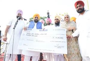 Amritsar News : ਪੰਜਾਬ ਨੂੰ ਲੁੱਟਣ ਲਈ ਭਾਜਪਾ ਨਾਲ ਨਾਪਾਕ ਗਠਜੋੜ ਕਰਨ ਵਾਸਤੇ ਅਕਾਲੀ ਲੀਡਰਸ਼ਿਪ ਪੱਬਾਂ ਭਾਰ: ਮੁੱਖ ਮੰਤਰੀ  ਮਾਨ