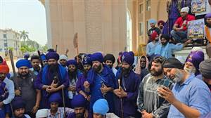 ਨਸ਼ਾ ਤਸਕਰਾਂ ਖ਼ਿਲਾਫ਼ ਨਿਹੰਗ ਸਿੰਘਾਂ ਨੇ ਵਜਾਇਆ ਬਿਗਲ