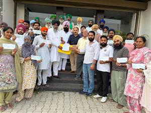 ਸੁਖਮਨੀ ਗਰੁੱਪ ਅੱਗੇ ਚੱਲ ਰਿਹਾ ਸੰਘਰਸ਼ ਸਮਝੌਤੇ ਨਾਲ ਹੋਇਆ ਖ਼ਤਮ