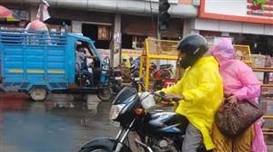 ਅਸਮਾਨ ਤੋਂ ਵਰ੍ਹੀ ਆਫ਼ਤ! ਸਕੂਲ-ਕਾਲਜ ਬੰਦ, ਸੜਕਾਂ ਤੇ ਖੇਤ ਬਣੇ ਤਲਾਬ, ਭਾਰੀ ਮੀਂਹ ਬਣਿਆ ਮੁਸੀਬਤ