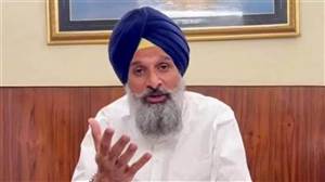 ਪੰਜਾਬ ’ਚ ਕਾਨੂੰਨ ਵਿਵਸਥਾ ਦਾ ਨਿਕਲਿਆ ਜਨਾਜ਼ਾ, ਚੁਣੇ ਹੋਏ ਸਰਪੰਚ ਵੀ ਸੁਰੱਖਿਅਤ ਨਹੀਂ : ਮਜੀਠੀਆ ਨੇ ਆਪ 'ਤੇ ਸਾਧਿਆ ਨਿਸ਼ਾਨਾ
