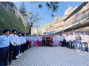 ਅਕਾਲ ਯੂਨੀਵਰਸਿਟੀ ਦੇ ਵਿਦਿਆਰਥੀਆਂ ਨੇ ਇਟਰਨਲ ਯੂਨੀਵਰਸਿਟੀ ਬੜੂ ਸਾਹਿਬ ਦਾ ਕੀਤਾ ਵਿੱਦਿਅਕ ਦੌਰਾ