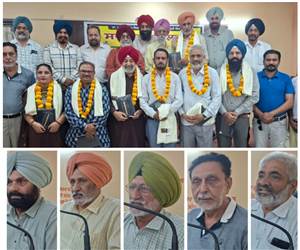 ਪੰਜਾਬੀ ਸਾਹਿਤ ਸਭਾ ਵੱਲੋਂ ਛੇ ਸਾਹਿਤਕਾਰਾਂ ਅਤੇ ਡਾ. ਸੁਖਦੇਵ ਸਿੰਘ ਸਿਰਸਾ ਦਾ ਸਨਮਾਨ