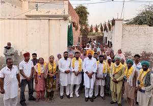 ਬੁੱਗਰਾਂ ’ਚ 30 ਪਰਿਵਾਰ ‘ਆਪ’ ’ਚ ਸ਼ਾਮਲ